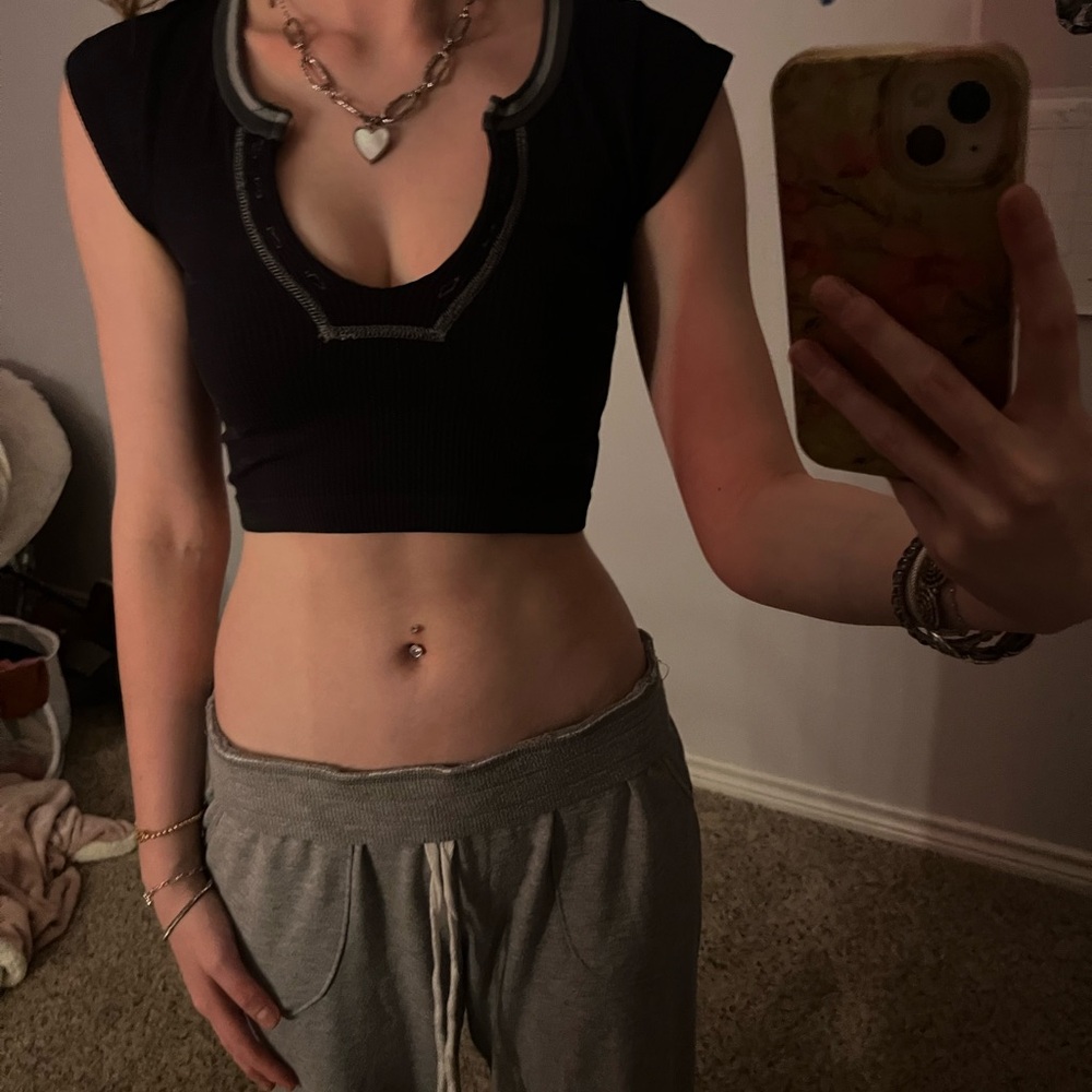 Urban Outfitters Black Cap Sleeve Crop Top